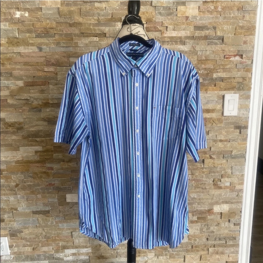 Tommy Hilfiger Striped Short Sleeve Button Down Shirt Men’s Size XL